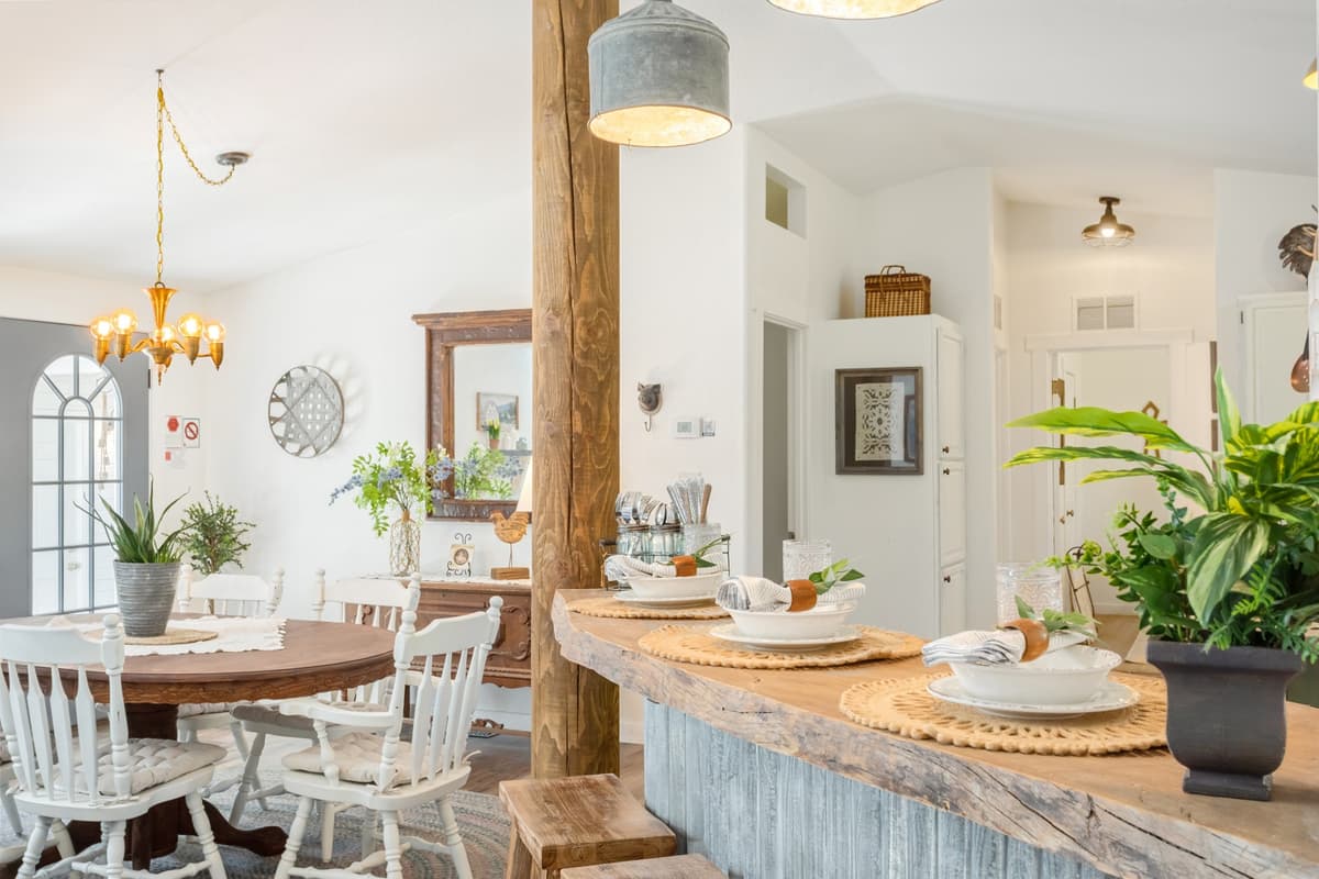 Farmhouse kitchen bar.