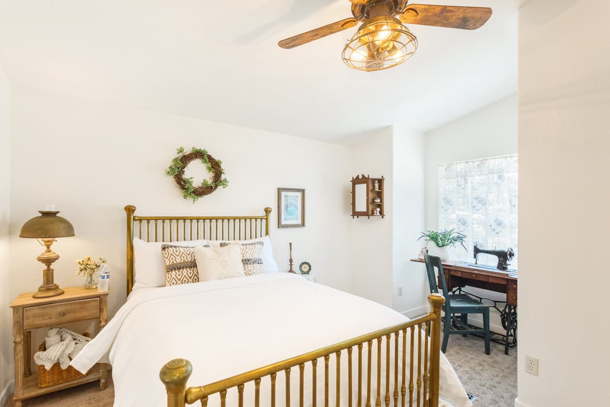 Farmhouse Guestroom 2