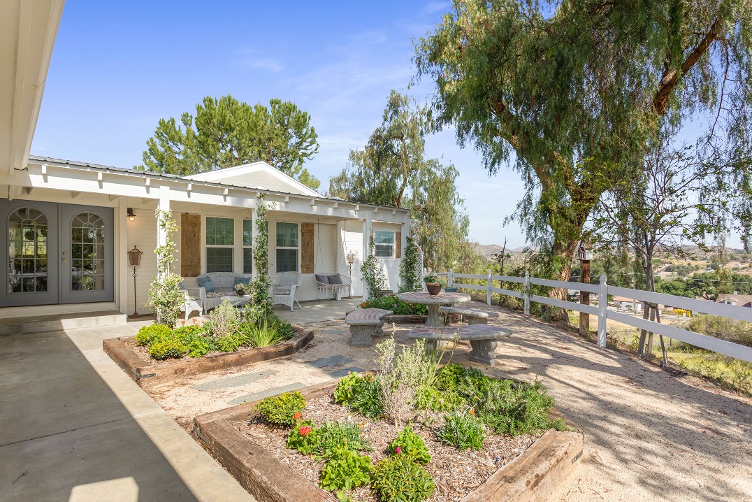 The Guest Farm House